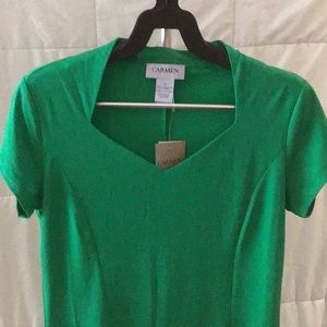 Woman’s short sleeve top   S.  NWT st pat ready ☘️